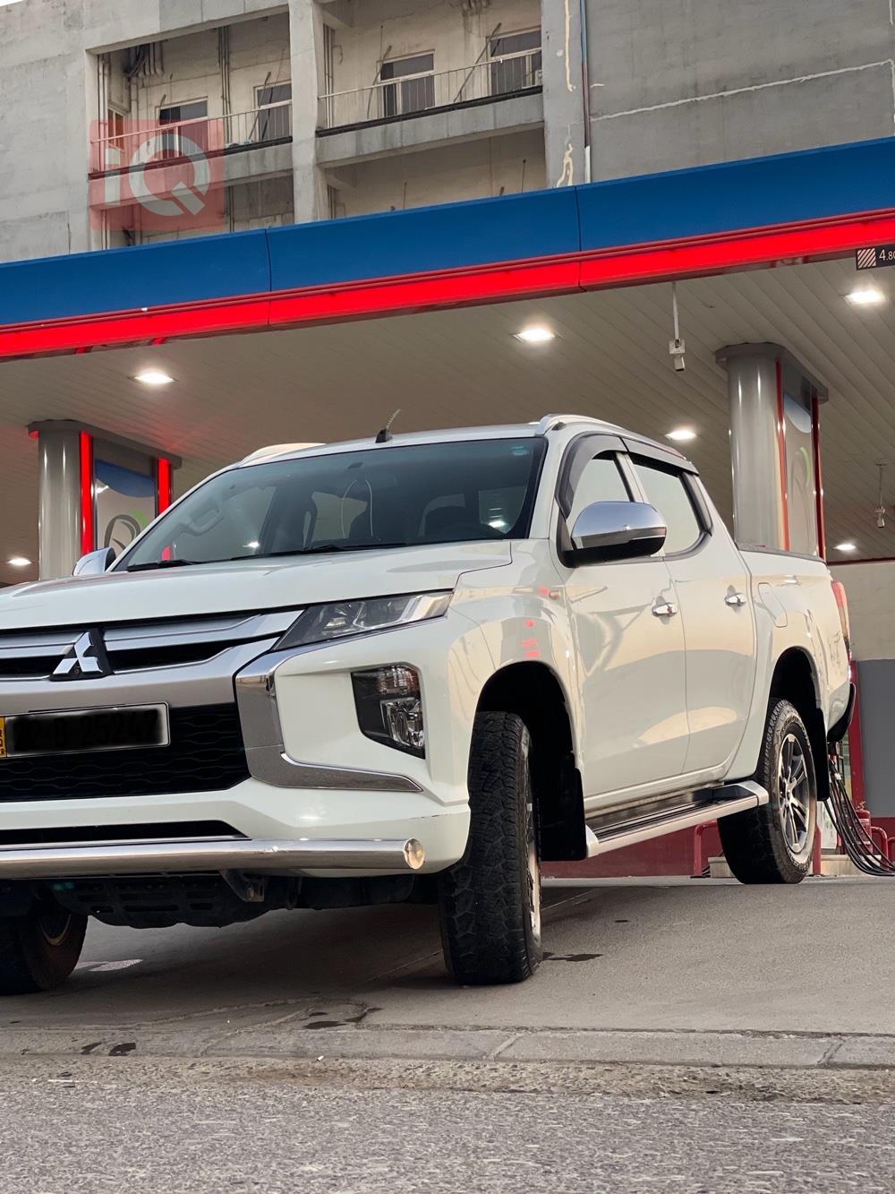 ميتسوبيشي L200